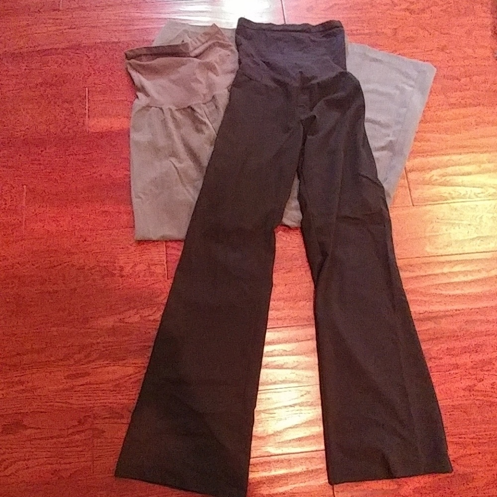 Bundle of 2 maternity dress pants